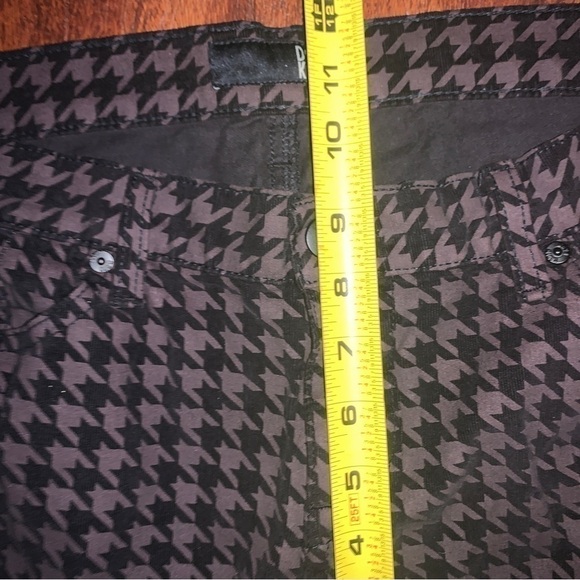 David Kahn Nikki Ankle Jeans - Picture 5 of 8